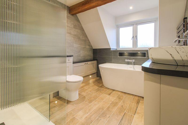 En-Suite To Bedroom