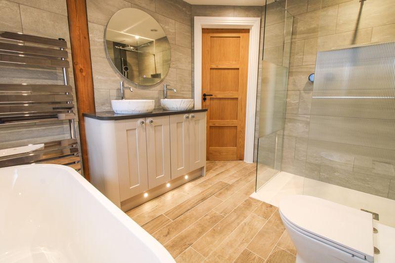 En-Suite To Bedroom