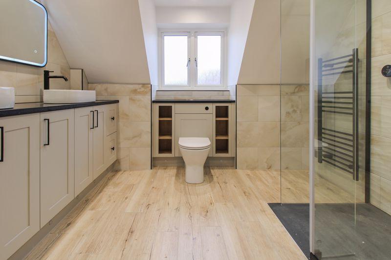 En-Suite To Bedroom