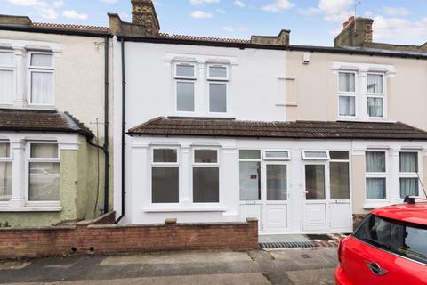 Warwick Road, Welling DA16