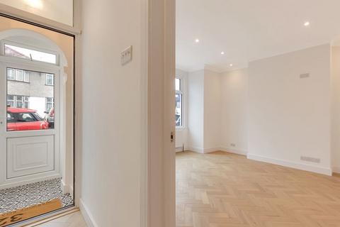 undefined, Warwick Road, Welling DA16