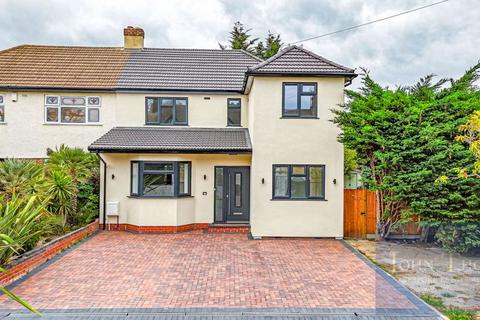 4 bedroom semi-detached house for sale, Fairview Road, Chigwell IG7