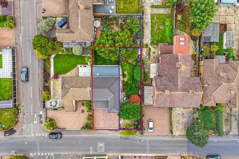 4 bedroom semi-detached house for sale, Fairview Road, Chigwell IG7