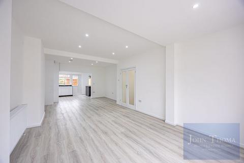 29 Fairview Road, Chigwell, IG7 6HP