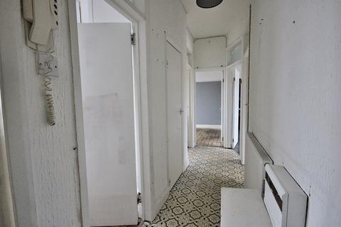 undefined, Liverpool L22