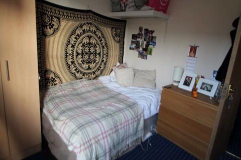 7 bedroom house to rent, Chestnut Avenue, Leeds LS6