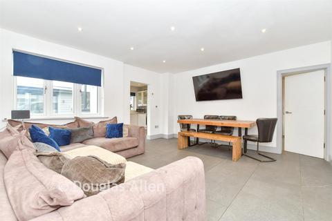 undefined, The Bungalows, Ilford IG6