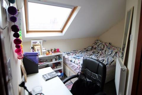 6 bedroom house to rent, Ebberston Terrace, Leeds LS6
