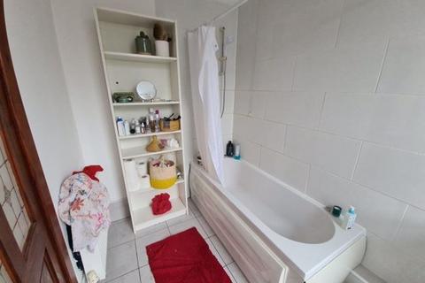 6 bedroom house to rent, Ebberston Terrace, Leeds LS6