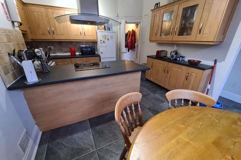 4 bedroom house to rent, Stanmore Road, Leeds LS4