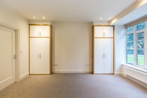 1 bedroom apartment to rent, Grove End Gardens, Grove End Road, St John's Wood, London, NW8