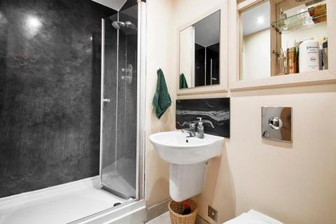 2 bedroom apartment to rent, 37 Millharbour, Canary Wharf, South Quay E14
