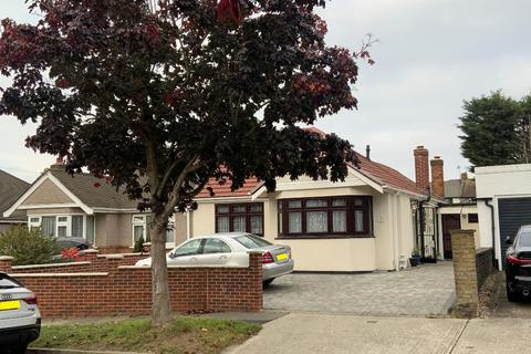 undefined, Hornchurch RM12