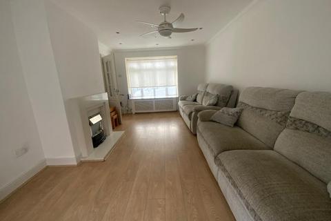 undefined, South Hornchurch RM13