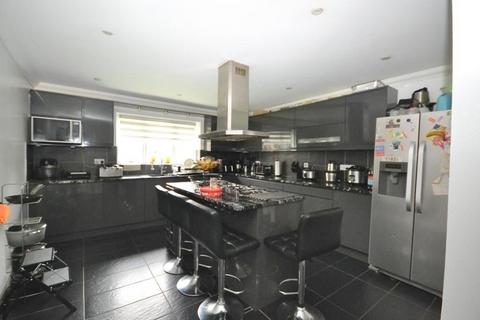 5 bedroom detached house for sale, Shenley Lodge, Milton Keynes MK5