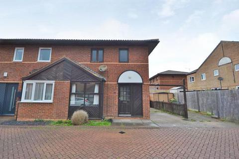 28 Armstrong Close, Crownhill, Milton Keynes, MK8 0AU