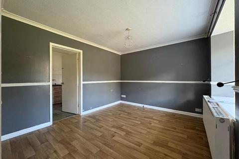 undefined, Somersby, Luton, Bedfordshire, LU1 3XB