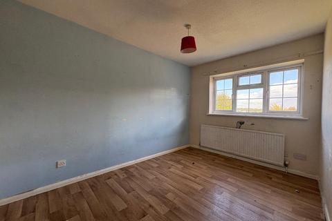 undefined, Somersby, Luton, Bedfordshire, LU1 3XB