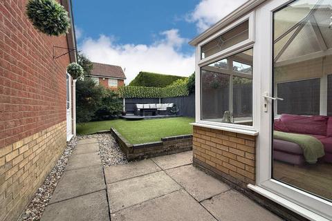 3 bedroom detached house for sale, Holford Way, Barton Hills, Luton, Bedfordshire, LU3 4EY