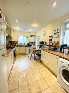 undefined, Himley Road, Tooting, Tooting Broadway, London, SW17 9AR