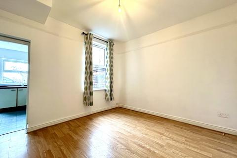 3 bedroom terraced house for sale, Park Road, Birkenhead, Merseyside, CH42