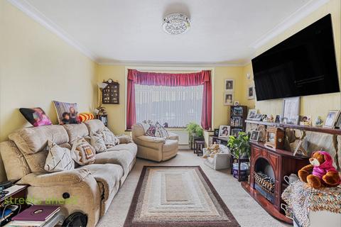 3 bedroom semi-detached house for sale, Rickman Hill, Coulsdon, CR5