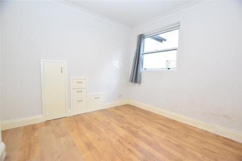 1 bedroom apartment to rent, Dagnall Park, London, SE25