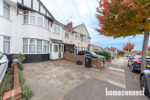 undefined, Rushden Gardens, Ilford