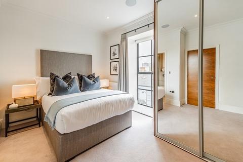 2 bedroom apartment to rent, Rainville Road, London W6