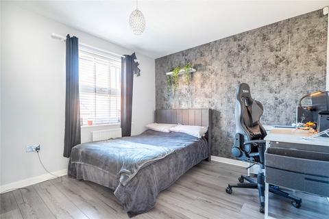 4 bedroom detached house for sale, Drakes Avenue, Beds LU7