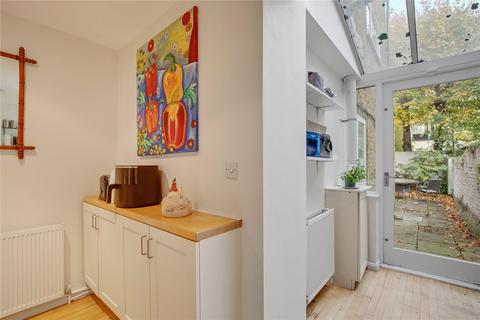 2 bedroom apartment for sale, Leathwaite Road, SW11
