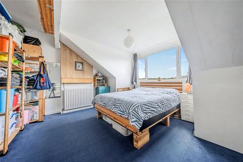 9 Lumley Place, Leeds, LS4 2NL