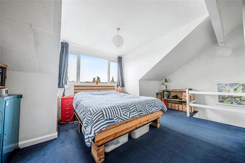 9 Lumley Place, Leeds, LS4 2NL
