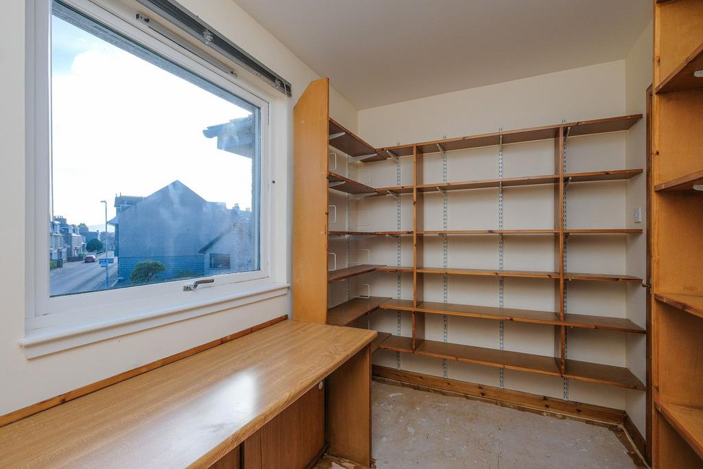 Study/home office alternative view