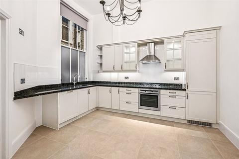 3 bedroom apartment to rent, Egerton Gardens, London, SW3