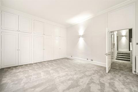 3 bedroom apartment to rent, Egerton Gardens, London, SW3