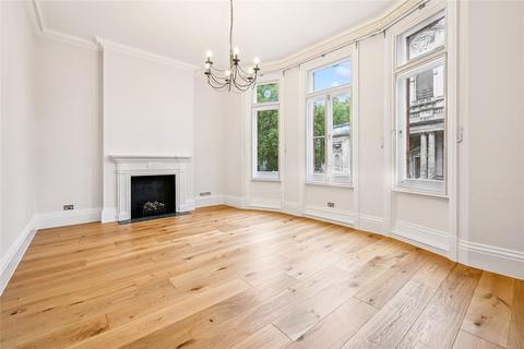 3 bedroom apartment to rent, Egerton Gardens, London, SW3