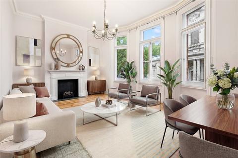 3 bedroom apartment to rent, Egerton Gardens, London, SW3