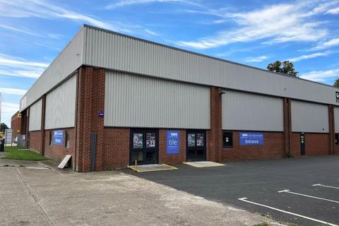 Warehouse to rent, Cowdray Ave Colchester CO1 1BX