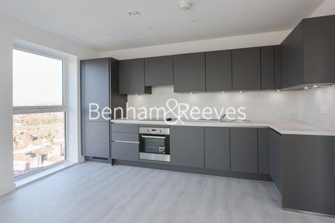 2 bedroom apartment to rent, East Acton Lane, Acton W3