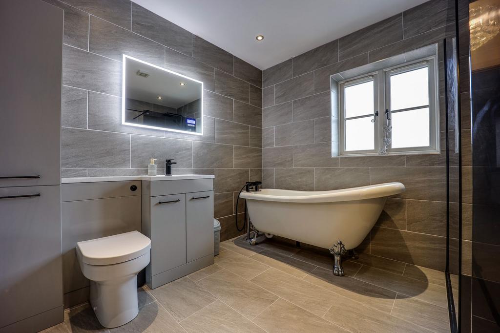 Ensuite