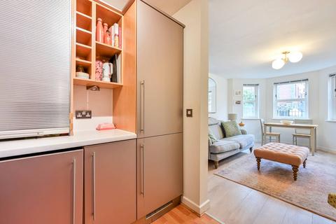 undefined, Chantry Place, Guildford, GU1