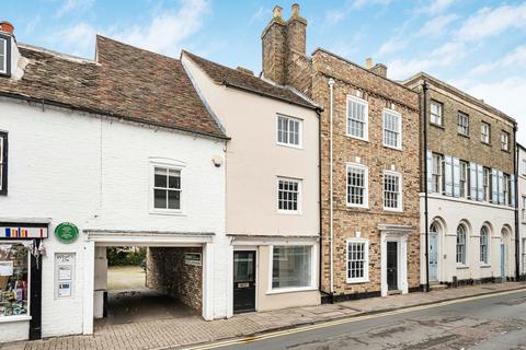 undefined, High Street, Huntingdon, Cambridgeshire.