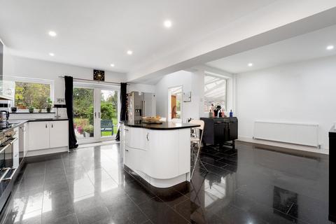 5 bedroom detached house for sale, Nanpantan Road, Loughborough LE11