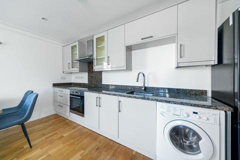 2 bedroom flat to rent, Northfield Avenue, London W13