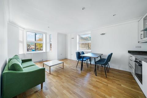 2 bedroom flat to rent, Northfield Avenue, London W13