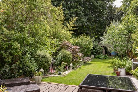 2 bedroom apartment for sale, Greville Road, London, NW6