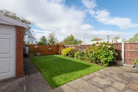 3 bedroom semi-detached house for sale, Muirfield Close, Chesterfield S41