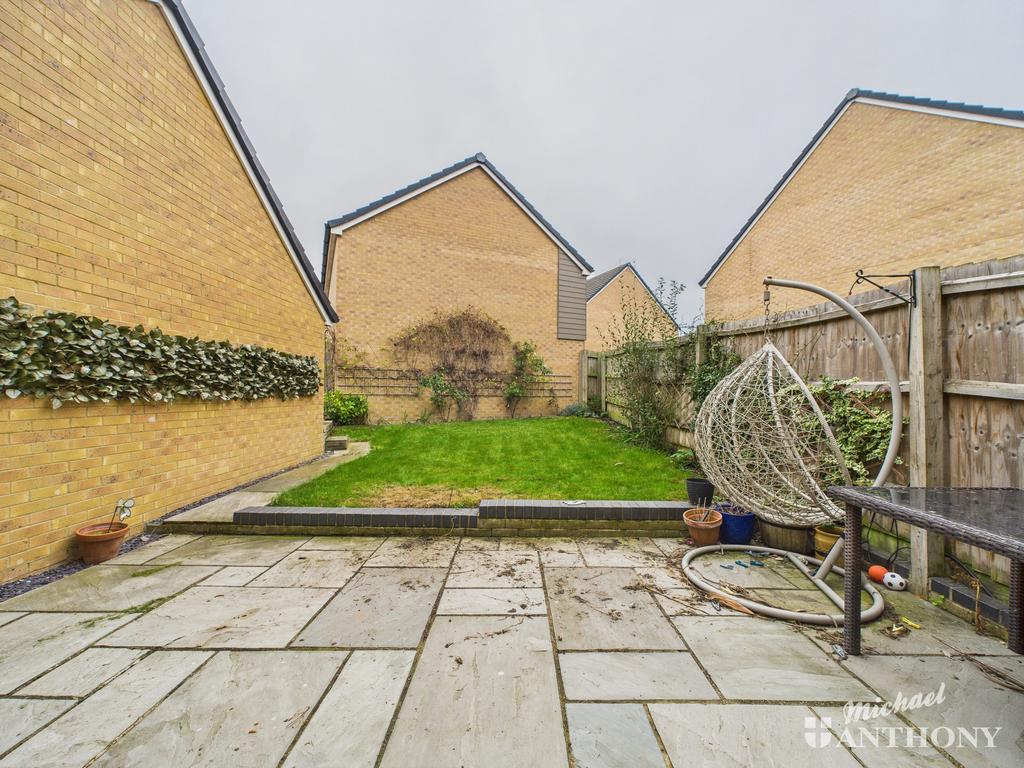 Cam02773 g0 pr0368 still023