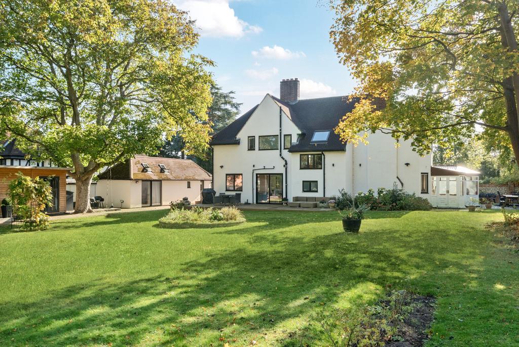 1363297-3-68e79ee...